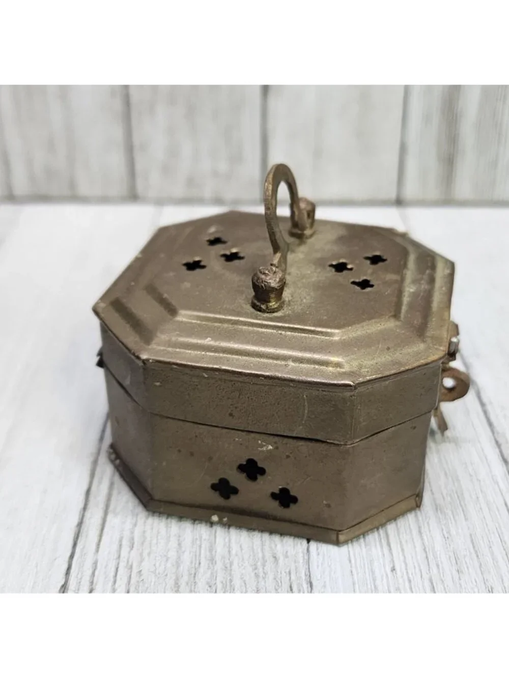 Vintage Pierced Solid Brass Octagon Cricket Trinket Box Potpourri Hinged Lid